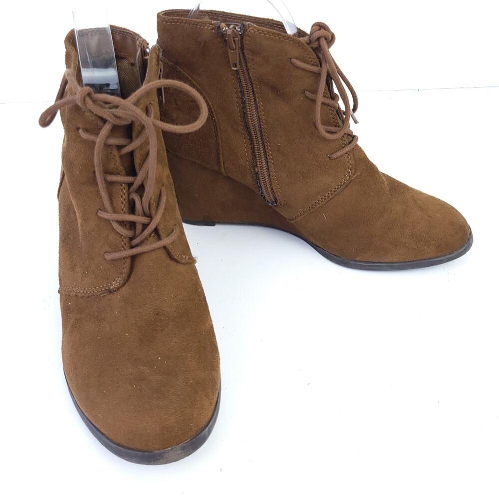 American Eagle Wedge Boots Brown Size 9 Lace Up Faux Suede Vegan Side Zip